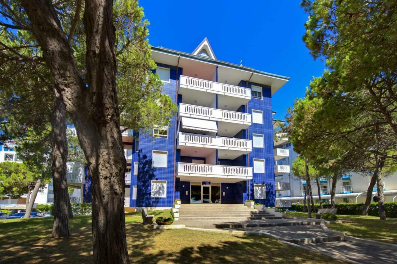 Blu Residence Lignano Sabbiadoro Exteriör bild